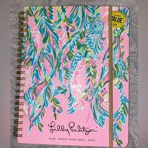 Lilly Pulitzer 17 month agenda